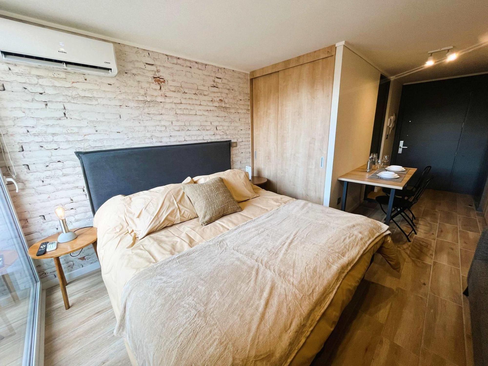Hom I A Estrenar Estudio Con Airea En Calle Curico